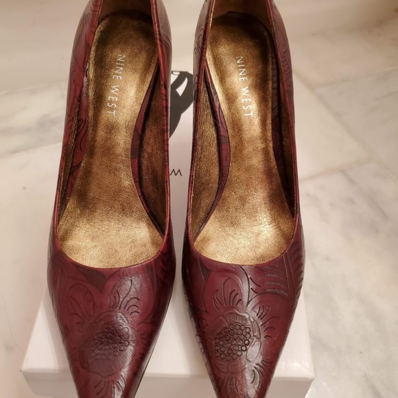 Nine West Shoes - EUC Nine West Freda Heels